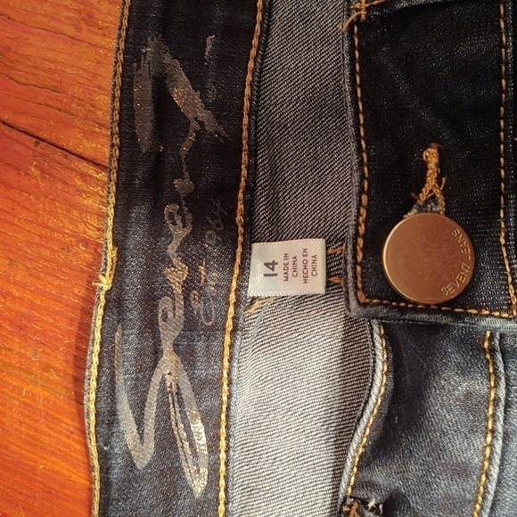 Seven7 Sunset Bermuda Long Length Dark Wash Denim Shorts Sz 14 - Picture 5 of 12